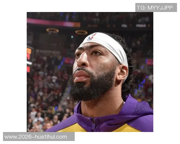 名记点评浓眉防守能力超群却被文班轻松突破如同路人甲