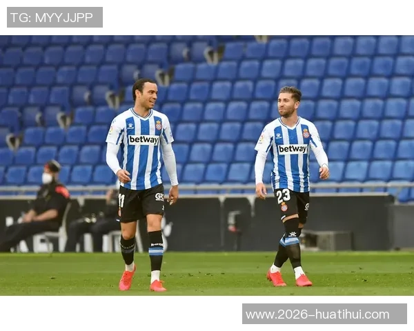 基德赞克莱牵制力出色助力队友表现提升状态达到巅峰 基德赞克莱牵制力出色助力队友表现提升状态达到巅峰